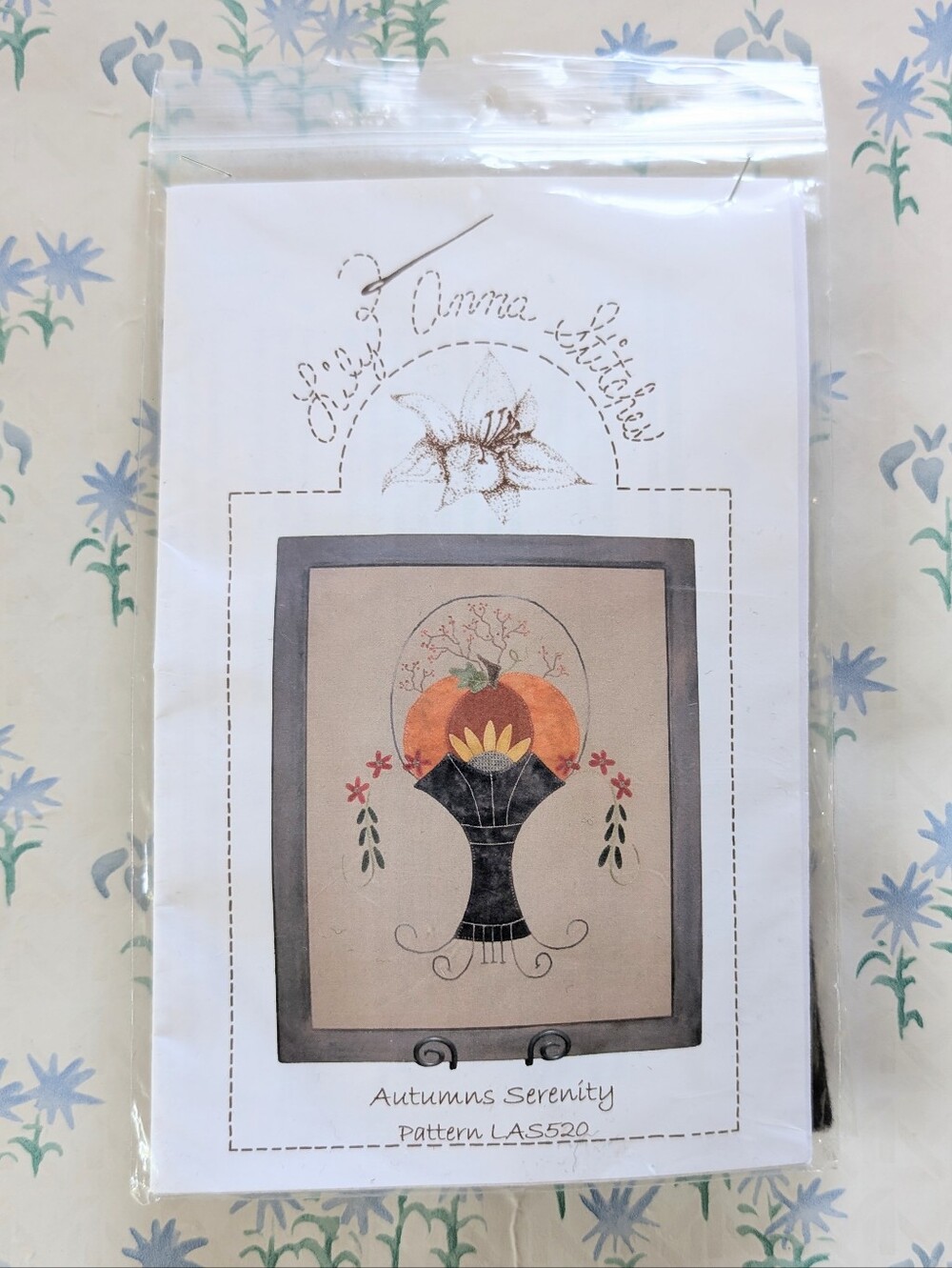 Lily Anna Stitches Autumn Serenity Wool Applique Kit NEW Primitive Farmhouse